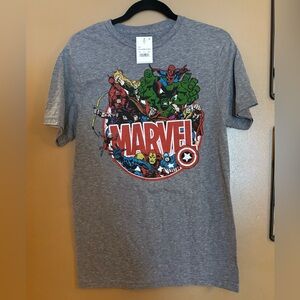 Disney Marvel Heroes Gray T-Shirt Size S